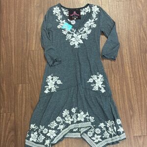 NWT JW Los Angeles Johnny Was Gray Embroidered Floral Asymmetrical Dress Size S